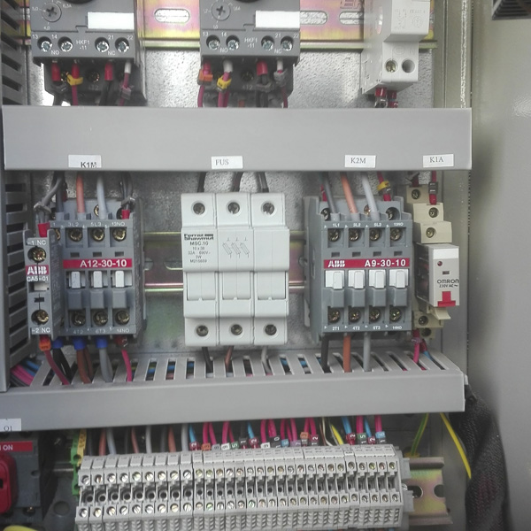 Cuadro de cableado de tensión